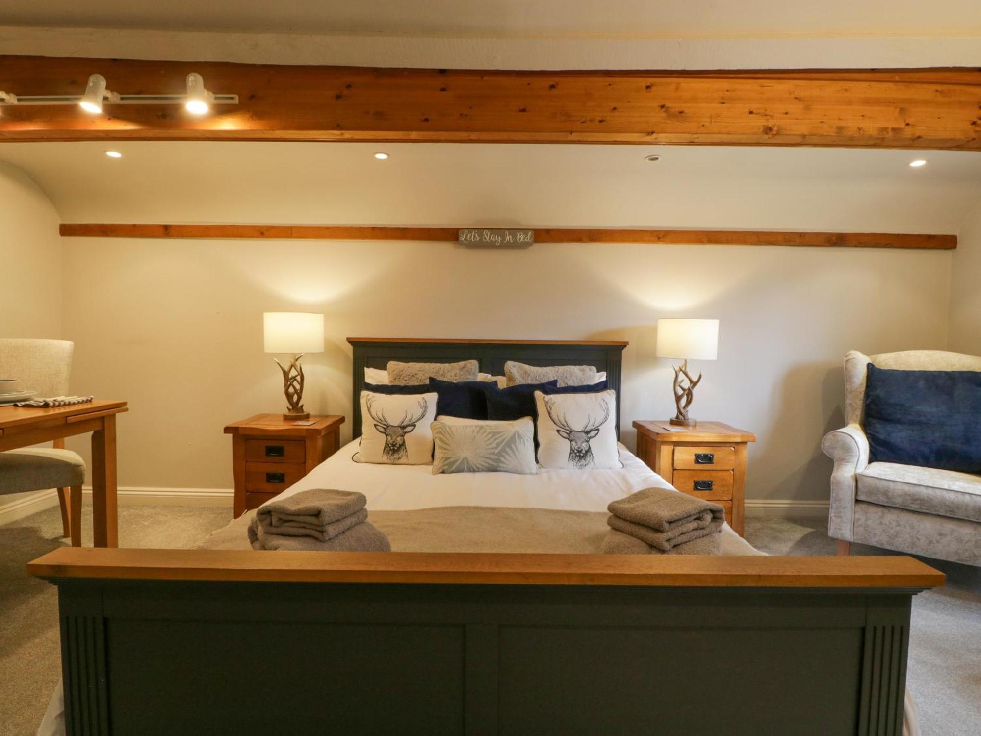 The Coach House Apartment テュークスベリー エクステリア 写真